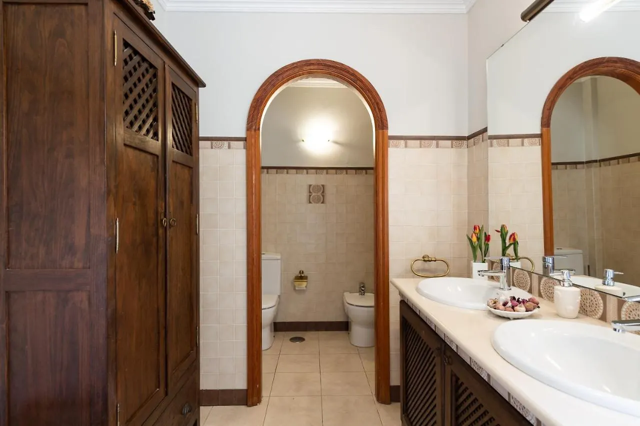 5Br Home - Pool Parking & Tennis Court Las Palmas de Gran Canaria