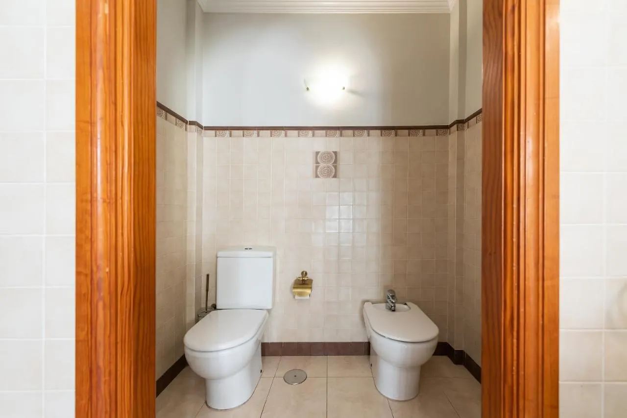 Villa 5Br Home - Pool Parking & Tennis Court Las Palmas de Gran Canaria